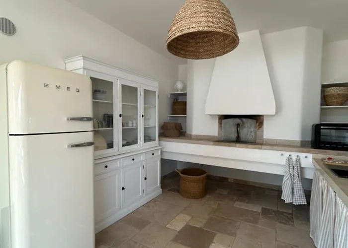 别墅 Trulli Biancopumo - Private Pool 莫诺波利